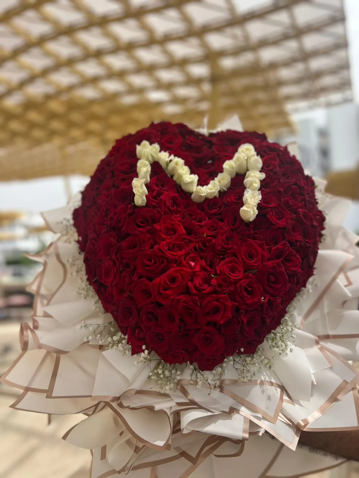 Cœur de roses rouges personnalisé