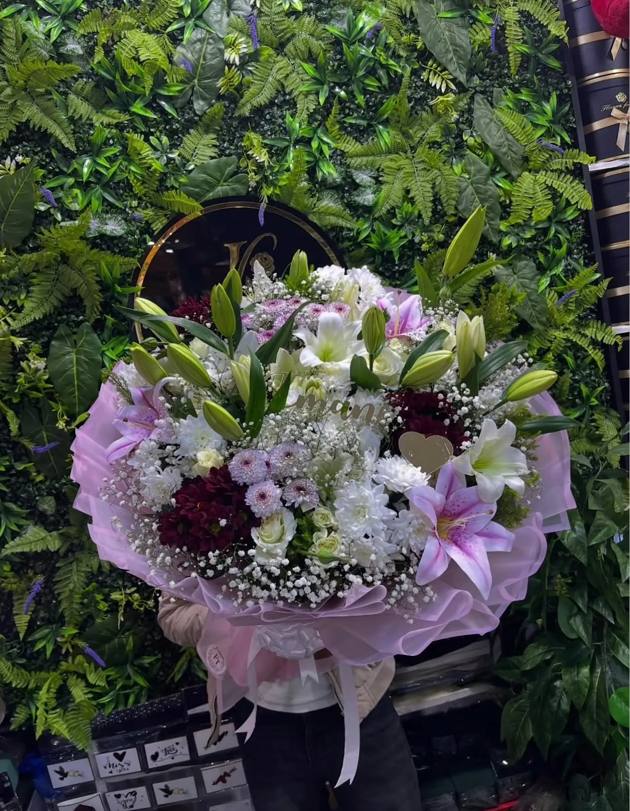 Bouquet lys et fleurs pastel