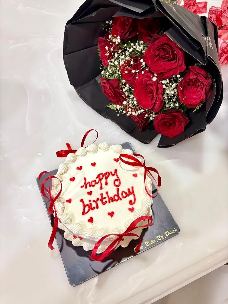 Pack anniversaire fleurs et gâteau